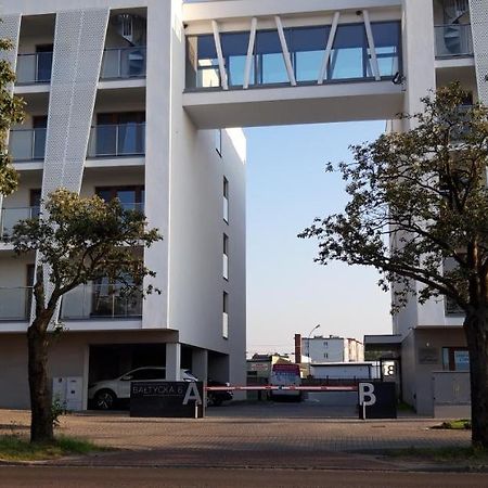 Apartament Mila Z Duzym Tarasem I Miejscem Parkingowym Колобжег Екстер'єр фото