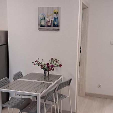 Apartament Mila Z Duzym Tarasem I Miejscem Parkingowym Колобжег Екстер'єр фото